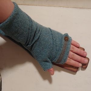Gypsy & Lolo wristwarmers/fingerless mittens